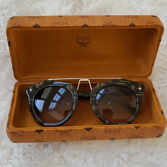 EUC MCM Sunglasses - Picture 5 of 5